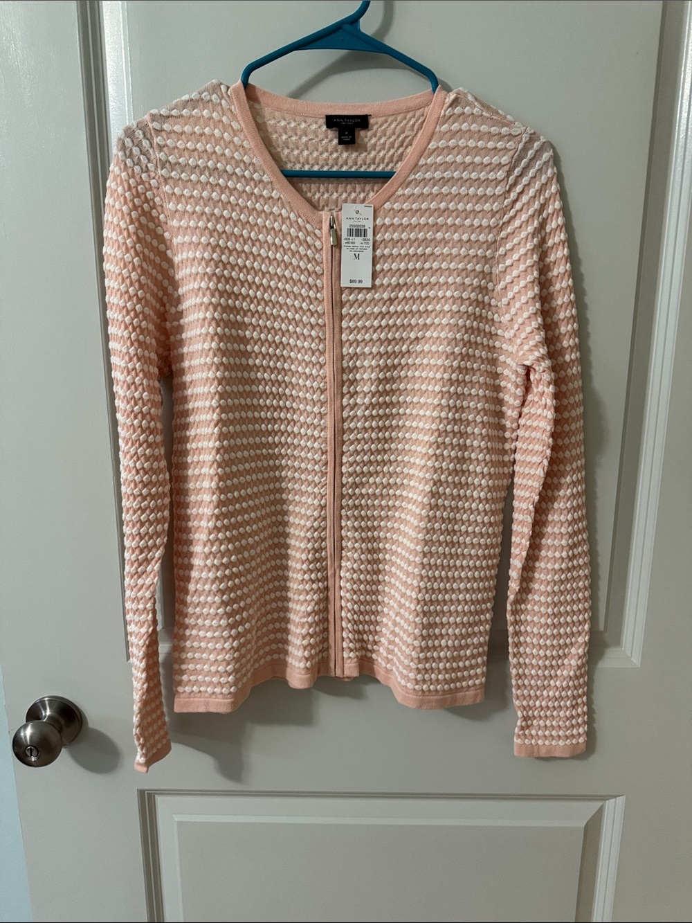 Ann Taylor Factory Peach and White Zip-Front Textured Cardigan